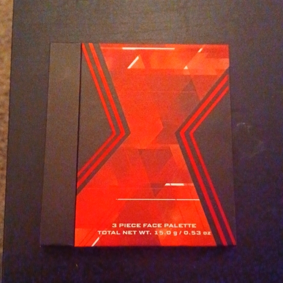 Ulta beauty marvel Black Widow 3 piece face palette - Picture 1 of 8